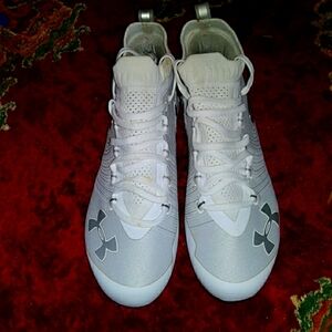 Mens UnderArmour Football/Soccer Cleets Size 9.5